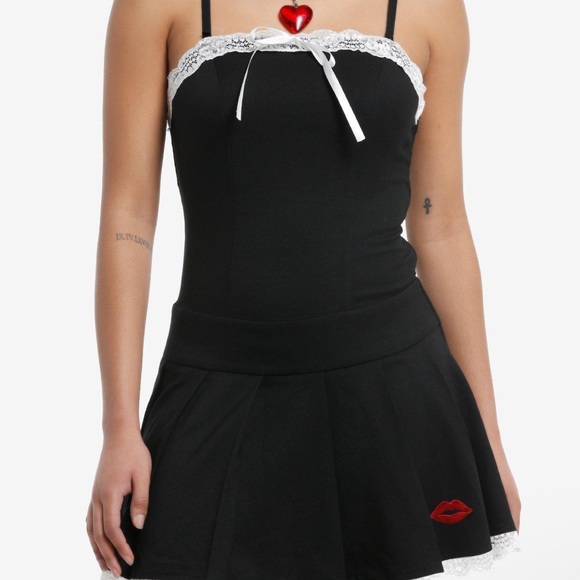 Sweet Society Dresses & Skirts - BNWT Sweet Society Size XL Black & White Lace Pleated Dress with Kiss mark 💋